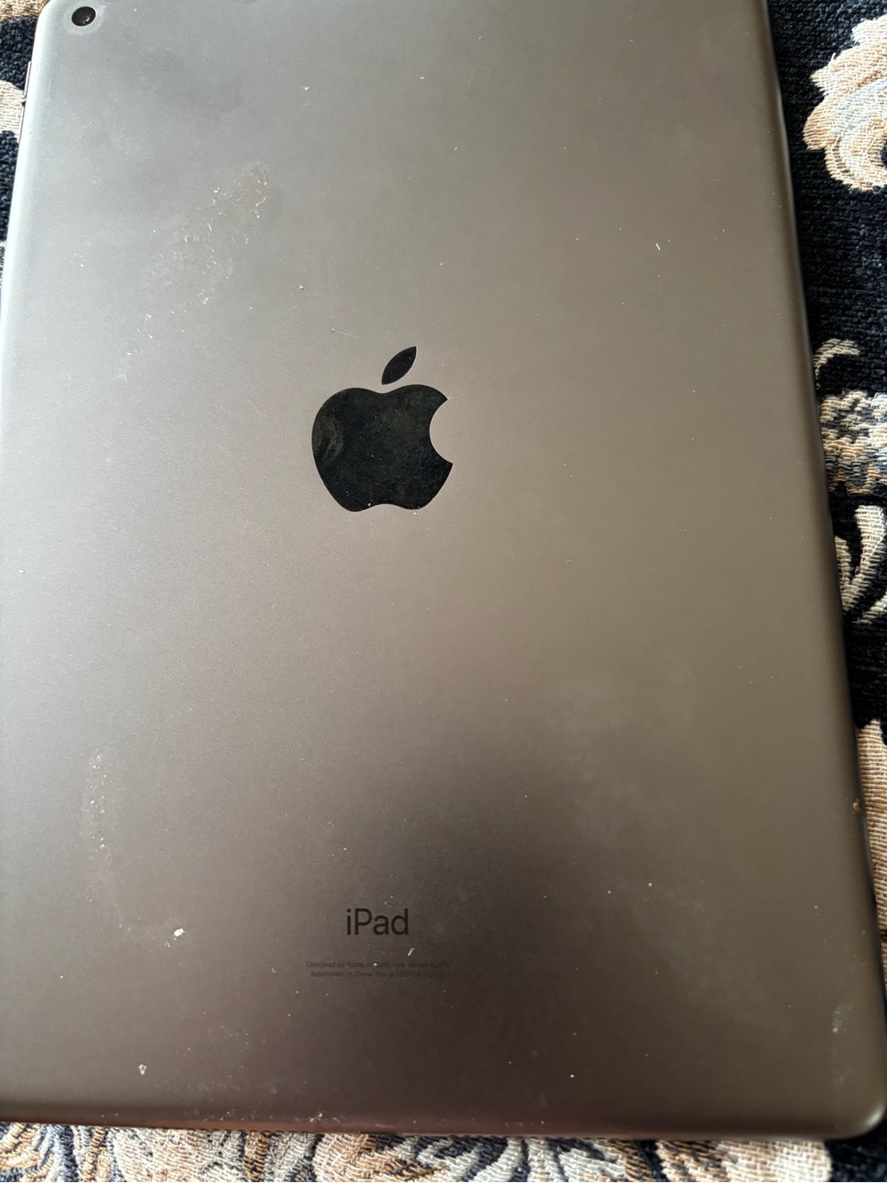 Apple I pad 8 th generation 2020 - Picture 3 of 4